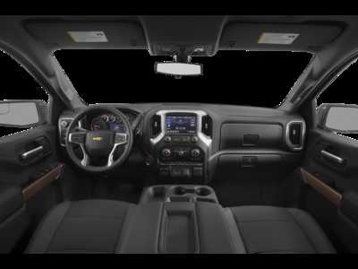 2020 Chevrolet 1500 Crew Cab, $39995.0. Photo 5