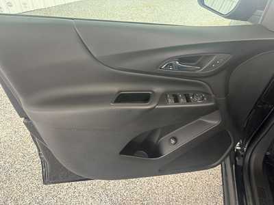 2023 Chevrolet Equinox, $19995.0. Photo 8