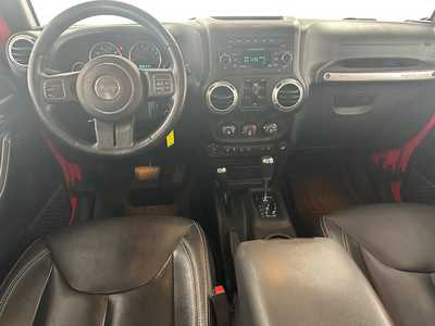 2015 Jeep Wrangler Unlimited, $25425.0. Photo 7