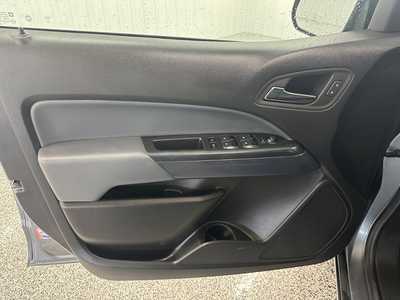 2022 Chevrolet Colorado Crew Cab, $26995.0. Photo 8