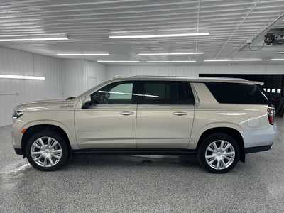 2023 Chevrolet Suburban, $68995.0. Photo 2
