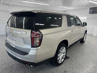 2023 Chevrolet Suburban, $68995.0. Photo 4