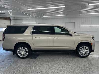 2023 Chevrolet Suburban, $68995.0. Photo 5