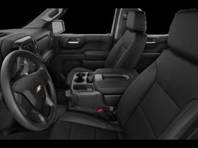 2022 Chevrolet 1500 Crew Cab, $44995.0. Photo 6