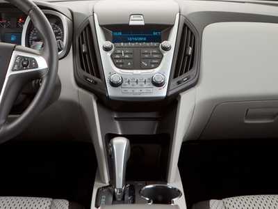 2013 Chevrolet Equinox, $11995.0. Photo 8
