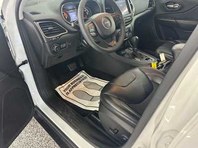 2022 Jeep Cherokee, $29995.0. Photo 12