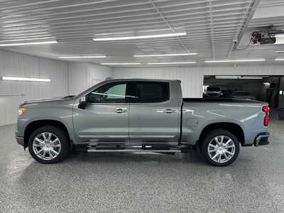 2025 Chevrolet 1500 Crew Cab, $64570.0. Photo 2