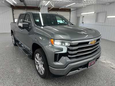 2025 Chevrolet 1500 Crew Cab, $64570.0. Photo 6