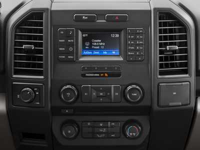 2017 Ford F150 Crew Cab, $10995.0. Photo 10