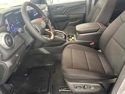 2025 Chevrolet Colorado Crew Cab, $40890.0. Photo 11