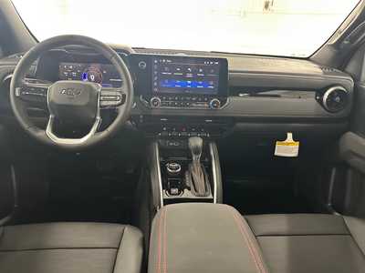 2025 Chevrolet Colorado Crew Cab, $46565.0. Photo 9