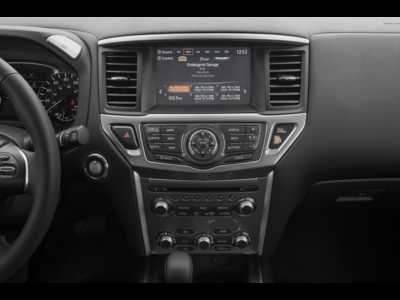 2020 Nissan Pathfinder, $18995.0. Photo 7