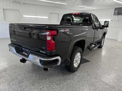2022 Chevrolet 3500 Reg Cab, $45995.0. Photo 4