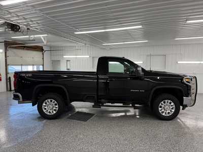 2022 Chevrolet 3500 Reg Cab, $45995.0. Photo 5