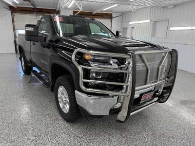 2022 Chevrolet 3500 Reg Cab, $45995.0. Photo 6