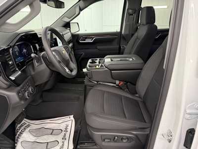 2026 Chevrolet 1500 Crew Cab, $58670.0. Photo 11