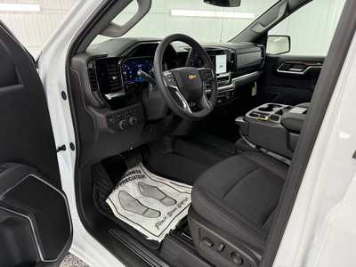2026 Chevrolet 1500 Crew Cab, $58670.0. Photo 12