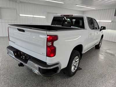 2026 Chevrolet 1500 Crew Cab, $58670.0. Photo 4