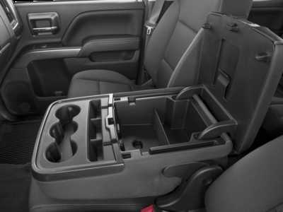 2018 Chevrolet 1500 Crew Cab, $18995.0. Photo 10