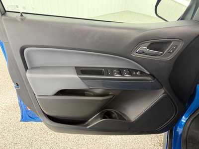 2022 Chevrolet Colorado Crew Cab, $32450.0. Photo 8
