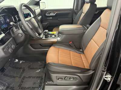 2026 Chevrolet 1500 Crew Cab, $66495.0. Photo 11