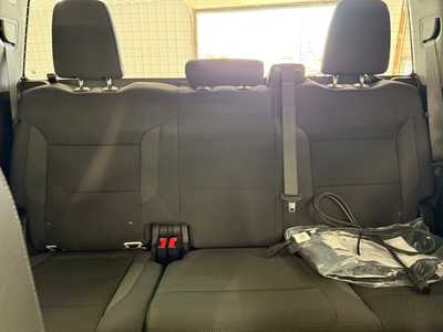 2025 Chevrolet 2500 Crew Cab, $72200.0. Photo 12