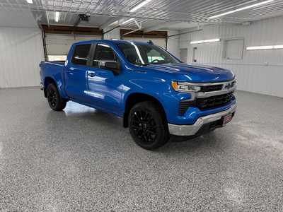 2025 Chevrolet 1500 Crew Cab, $56875.0. Photo 6