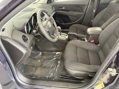 2016 Chevrolet Cruze, $7995.0. Photo 9