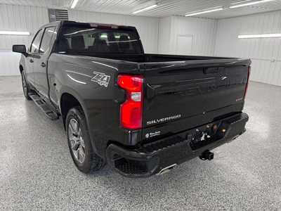 2021 Chevrolet 1500 Crew Cab, $39995.0. Photo 3