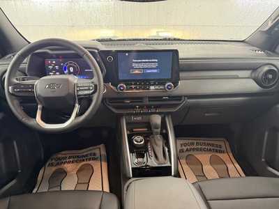 2026 Chevrolet Colorado Crew Cab, $46070.0. Photo 9