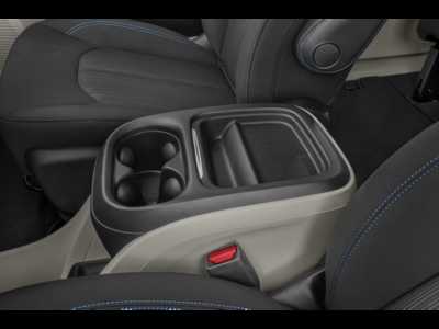 2021 Chrysler Pacifica, $30995.0. Photo 10