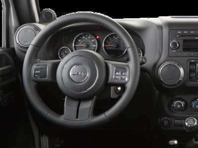 2010 Jeep Wrangler Unlimited, $12995.0. Photo 4