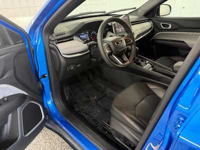 2023 Jeep Compass, $25253.0. Photo 10