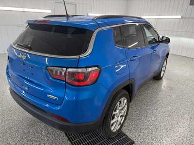 2023 Jeep Compass, $25253.0. Photo 4