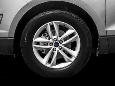 2018 Ford Edge, $16995.0. Photo 12