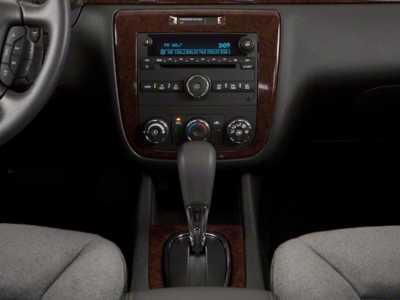 2011 Chevrolet Impala, $6995.0. Photo 8