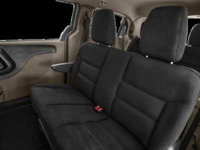 2018 Dodge Caravan, Grand, $16995.0. Photo 9