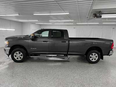 2023 RAM 3500 Crew Cab, $48995.0. Photo 2