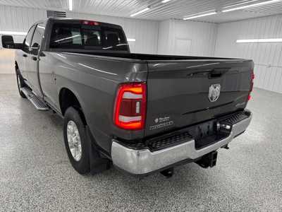 2023 RAM 3500 Crew Cab, $48995.0. Photo 3