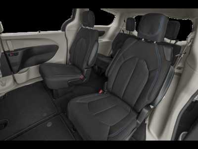 2021 Chrysler Pacifica, $28995.0. Photo 9