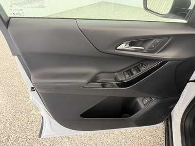 2026 Chevrolet Equinox, $34545.0. Photo 10