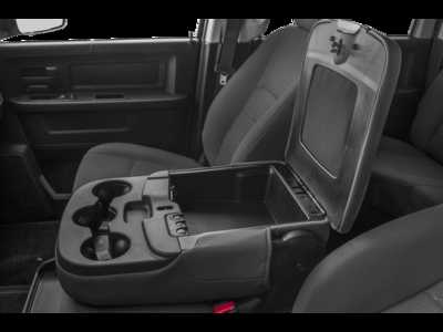 2018 RAM 2500 Crew Cab, $36995.0. Photo 10