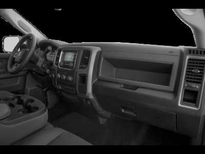 2018 RAM 2500 Crew Cab, $36995.0. Photo 11