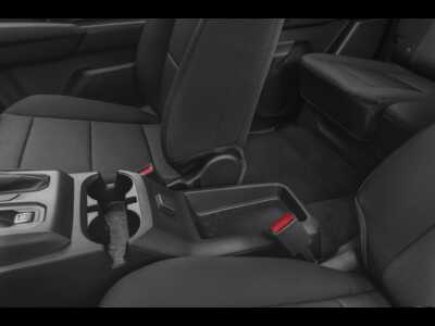 2026 Chevrolet Colorado Crew Cab, $40075.0. Photo 10