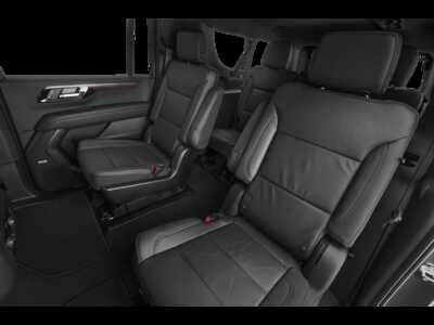 2026 Chevrolet Suburban, $80830.0. Photo 9