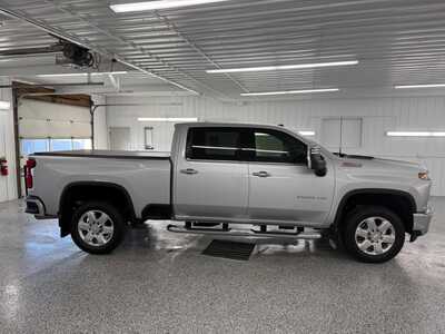 2020 Chevrolet 2500 Crew Cab, $47995.0. Photo 5