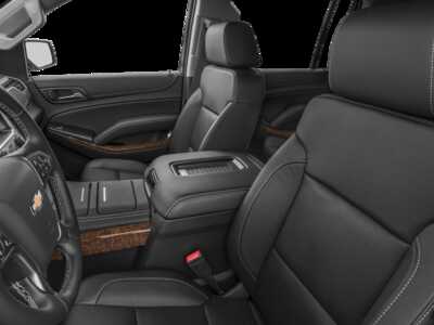 2016 Chevrolet Suburban, $8995.0. Photo 6