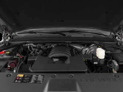 2016 Chevrolet Suburban, $8995.0. Photo 8