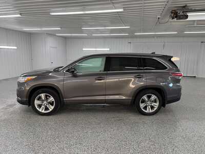 2015 Toyota Highlander, $19995.0. Photo 2