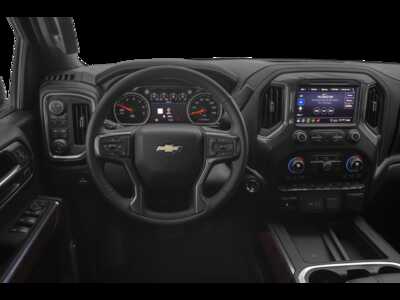 2019 Chevrolet 1500 Crew Cab, $43995.0. Photo 4
